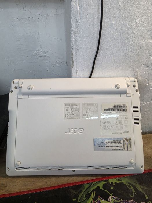 Laptop Acer Aspire One Happy Mini Laptop 10.1"