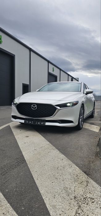 Mazda 3 sedan 2019