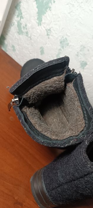 Продам детские валенки