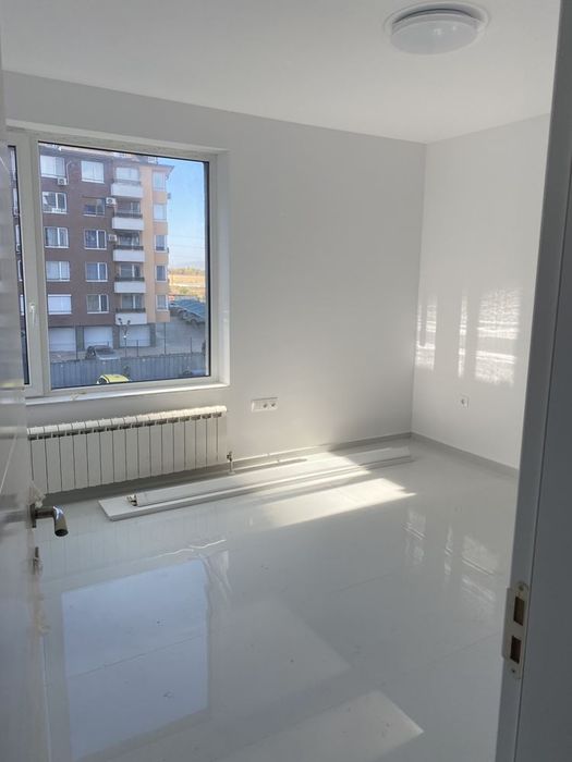 Дава се под наем Четиристаен апартамент в София, Обеля 2 - 126 кв.м за 900 € - Снимка #8