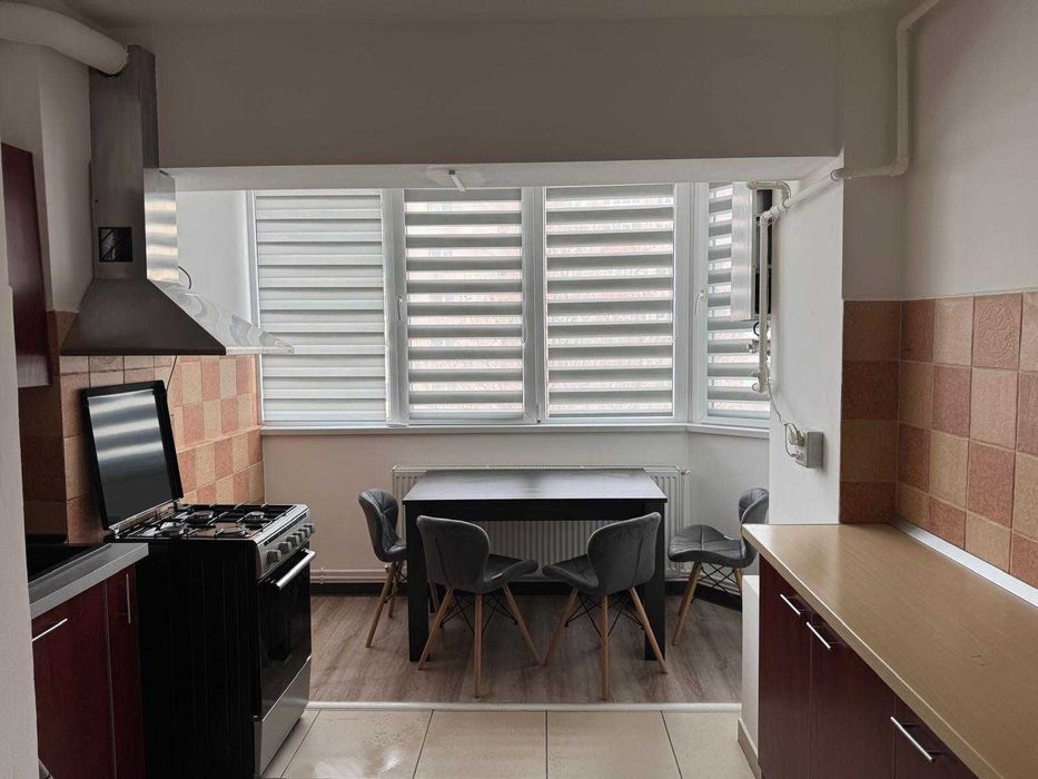 Apartament de inchiriat 3 camere -550 euro/luna