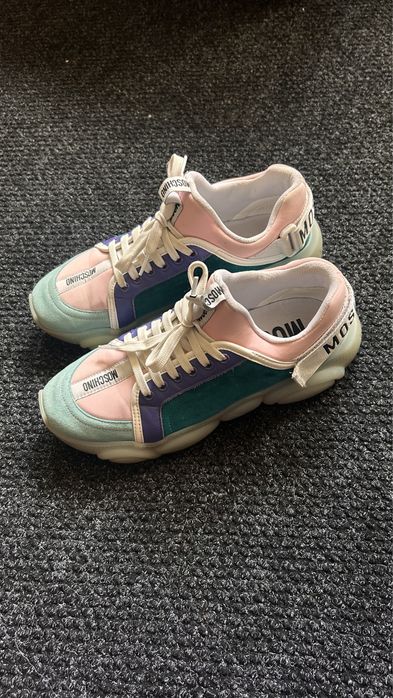 Маратонки Moschino размер 40