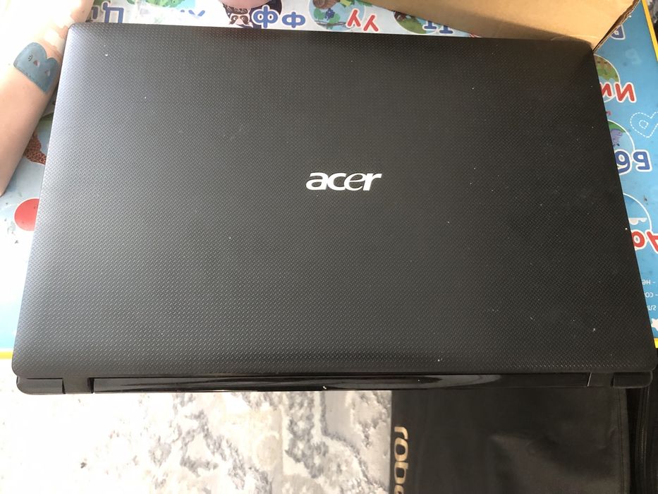 Продам ноутбук aser в рабочем сост