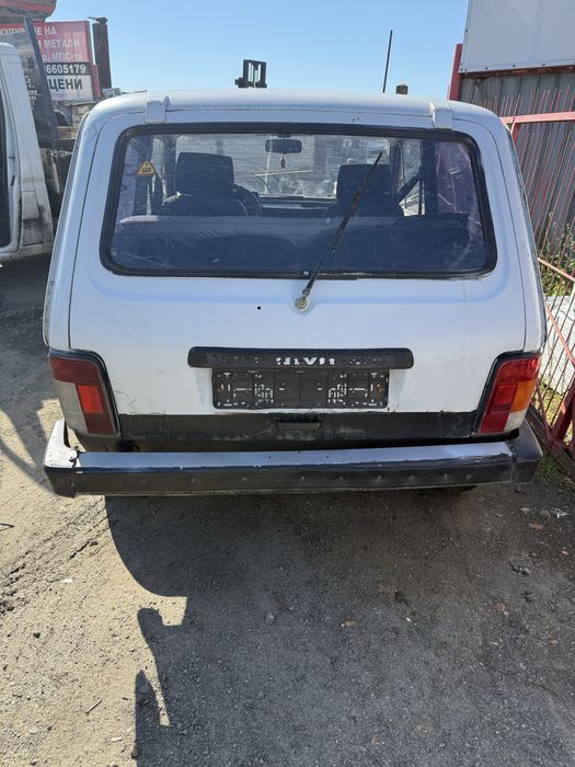 Лада нива 1.7 безниз за части