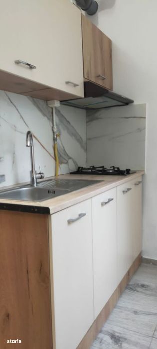 Garsoniera renovată, mobilată și utilată complet - spre inchiriere