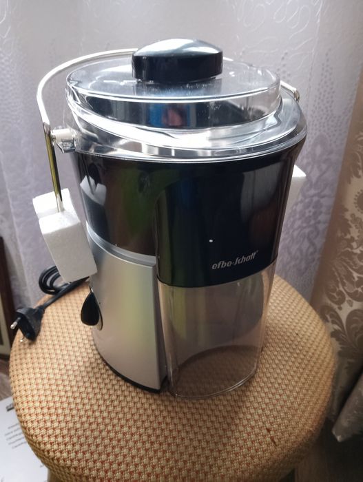 Сокоизтисквачка центробежна