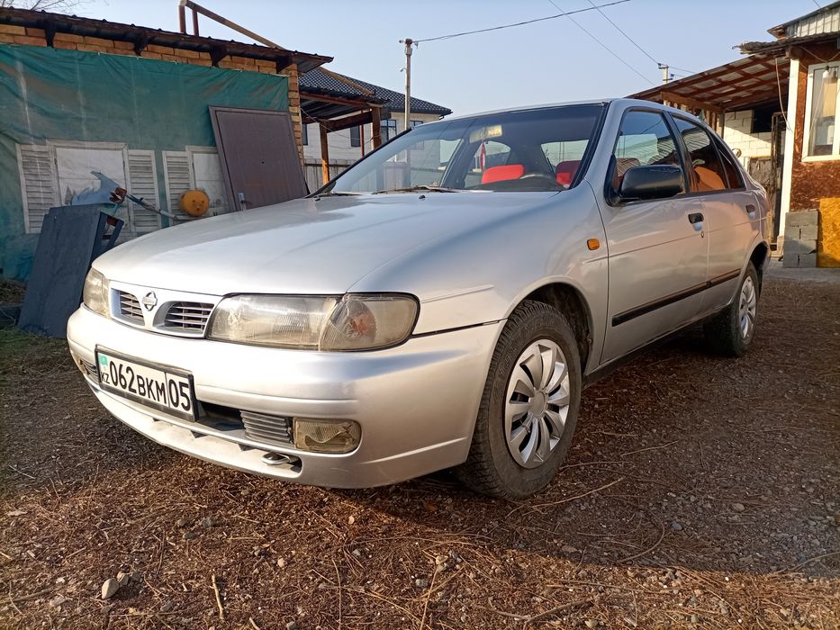 Продам автомашину Ниссан Альмера