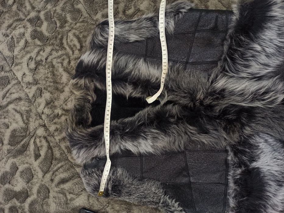 Жилетка женская теплая б/у