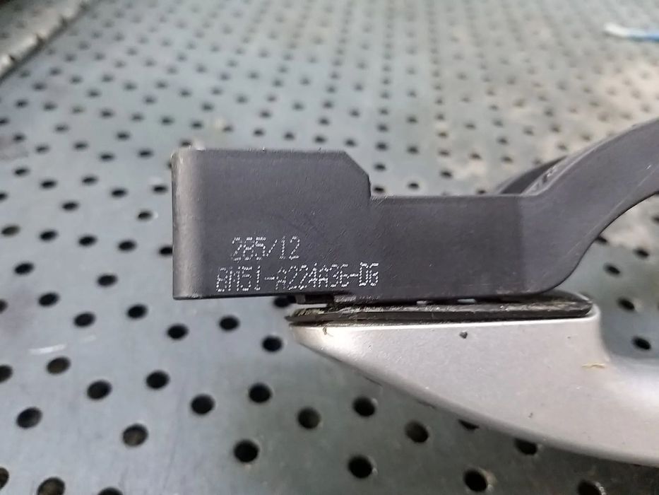 Maner usa dreapta fata ford focus 3 cb8 bm51a224a36