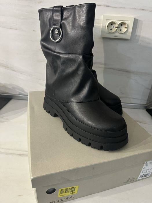 Нови боти 43 размер