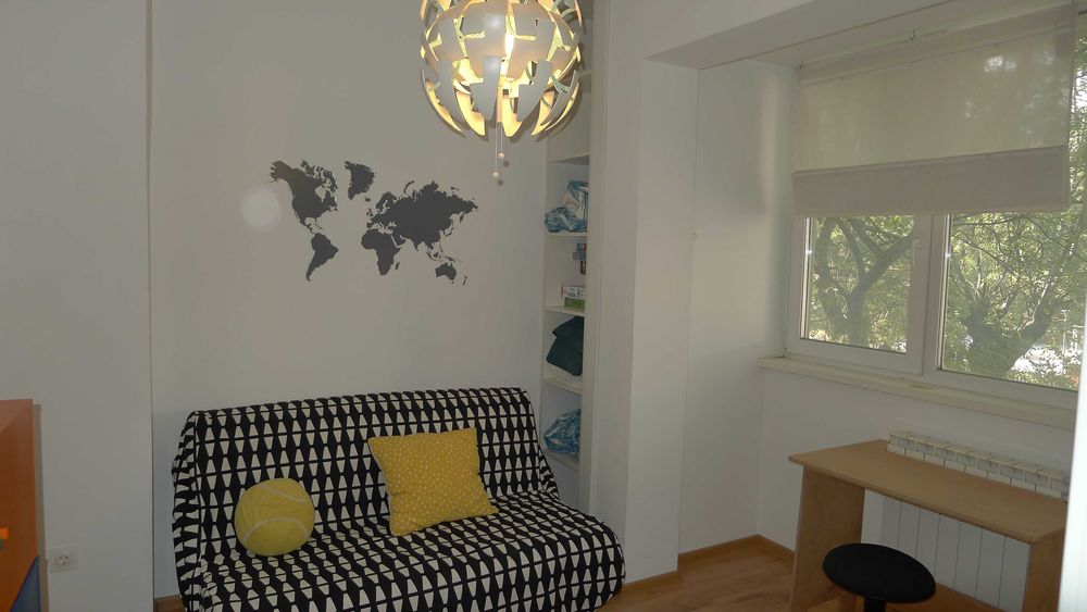 Дава се под наем Тристаен апартамент в София, Център - 76 кв.м за 800 € - Снимка #6