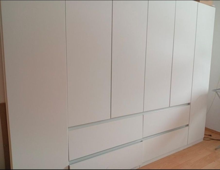 Mobila second de vanzare ,dulapuri. Comode ,paturi