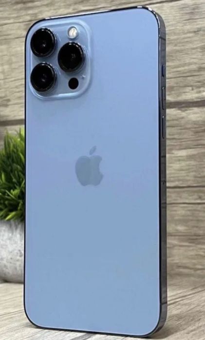 13 про макс голубой цвет
