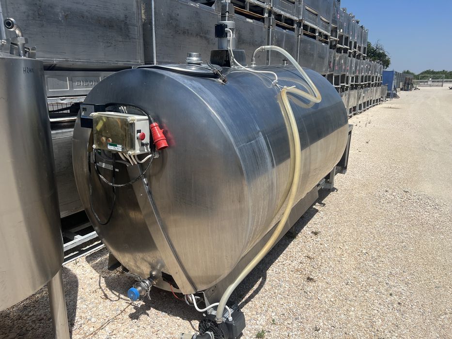 Цистерна за мляко/неръждаема цистерна 2500 L