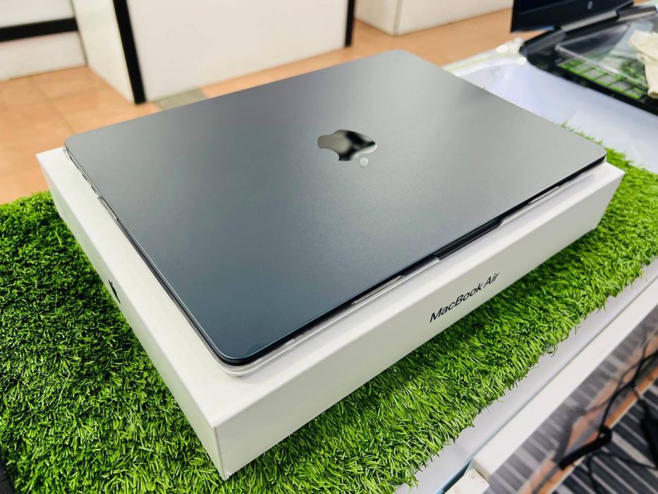 Macbook Air M2 13inch