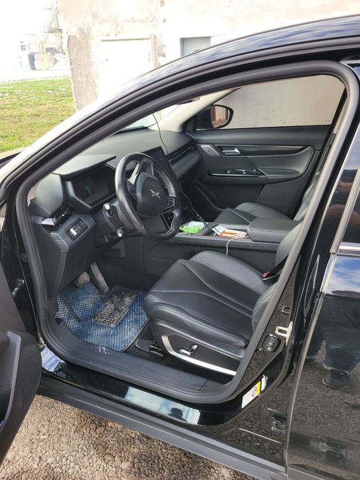 Электромобиль Xpeng G3 в отличном состоянии