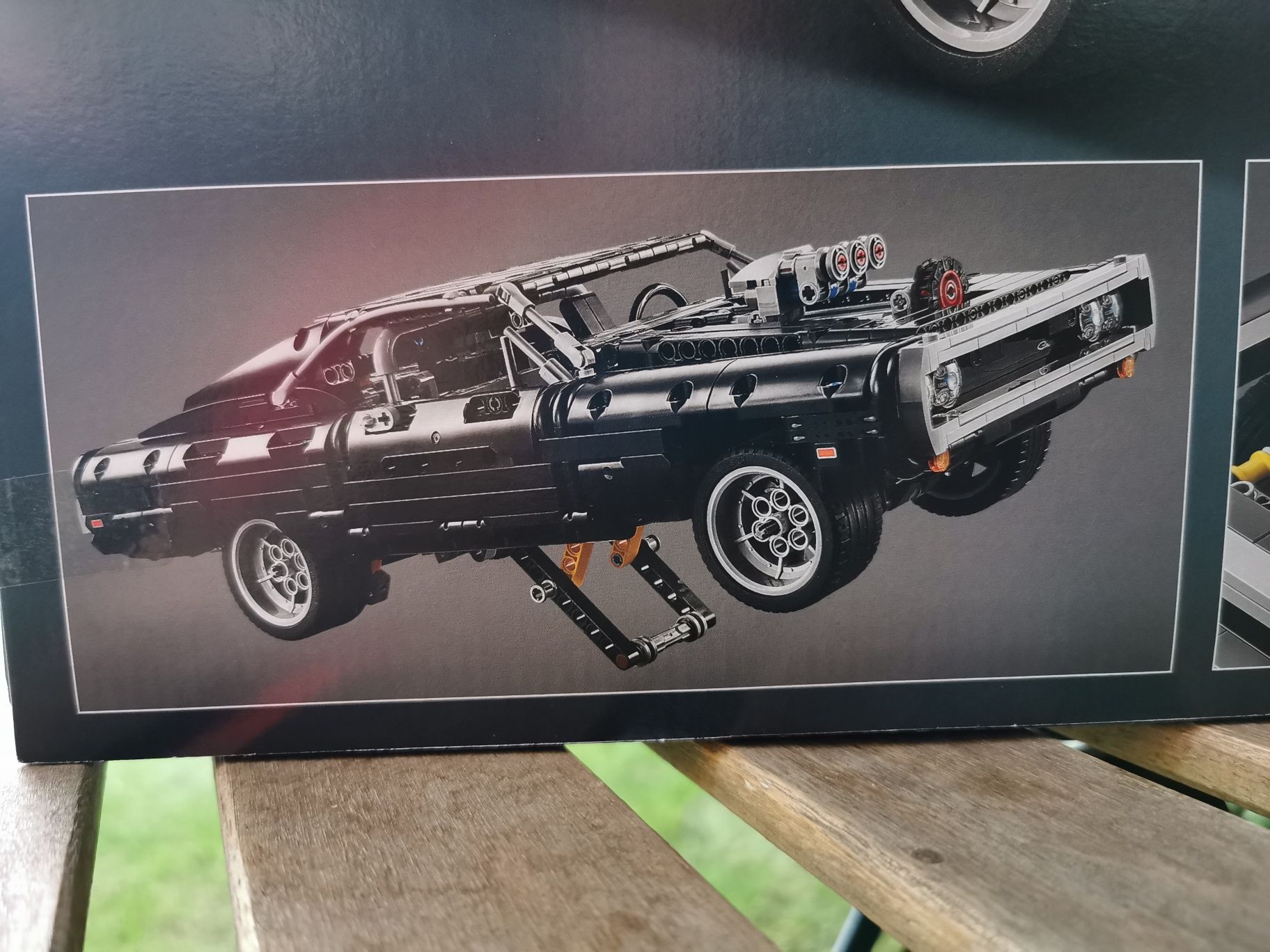 Lego Technic 42111 Dom's Dodge Charger Лего Додж Бързи и яростни гр ...