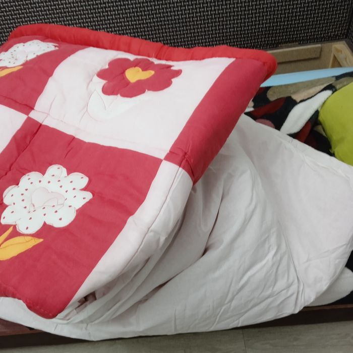 Продам зимнее одеяло,Производсьво Кореяпроизводство Корея,производство