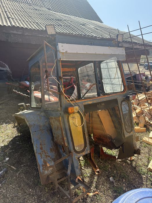 Cabina tractor UTB 445