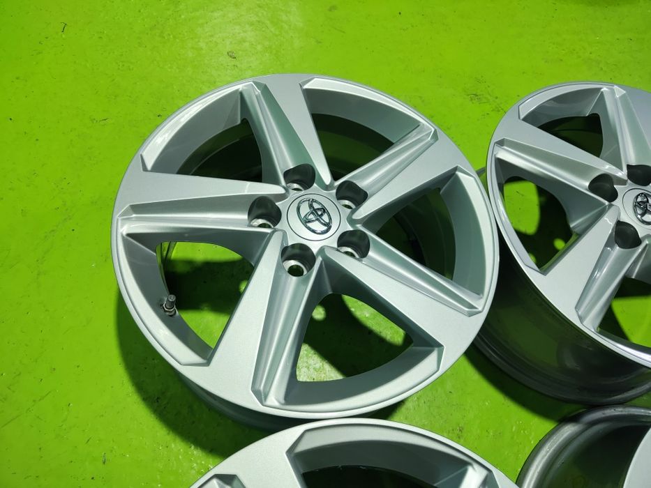 16 5x114.3 Toyota лети джанти 5х114.3 тойота