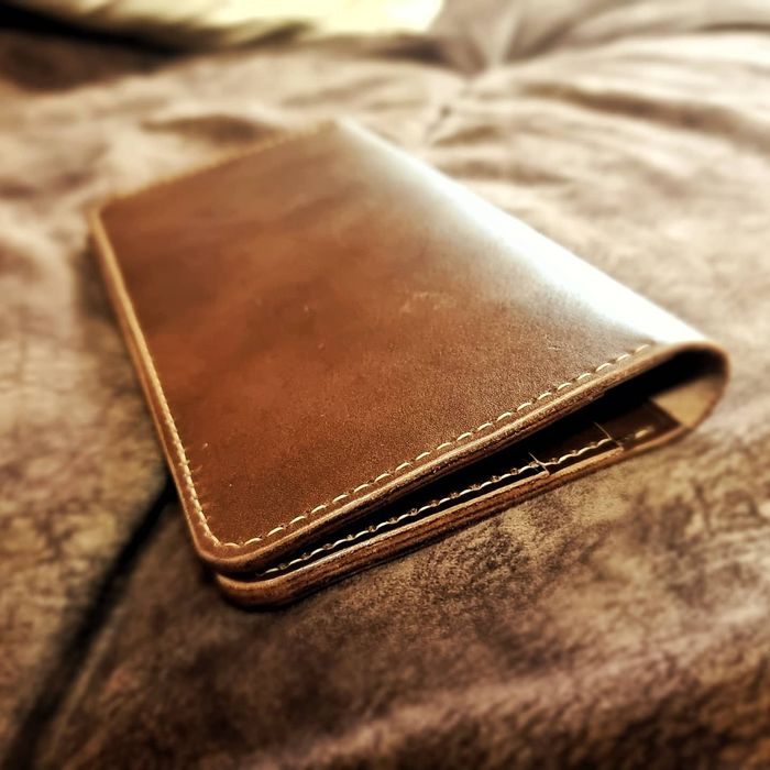 Продам кошелек из натуральной кожи