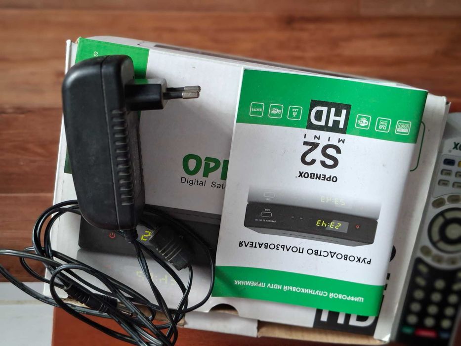 Спутниковая тарелка и ресивер  Openbox® S2 HD