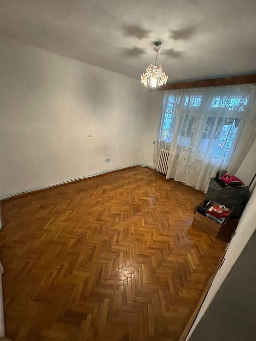 Apartament 4 camere,2 bai,2 balcoane Imp Traian 78 mp + balcoane