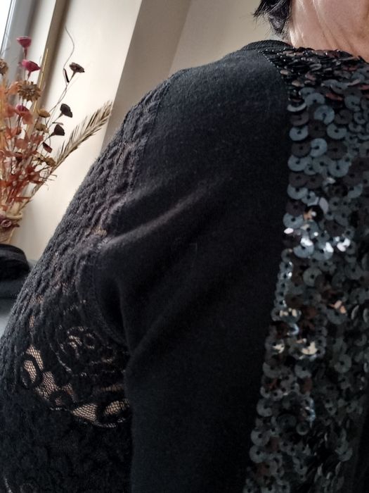 Bluzita foarte eleganta