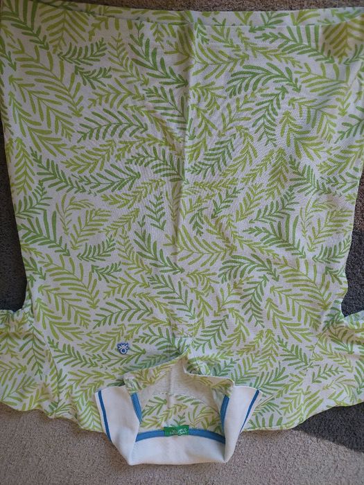 Къси панталони и блуза