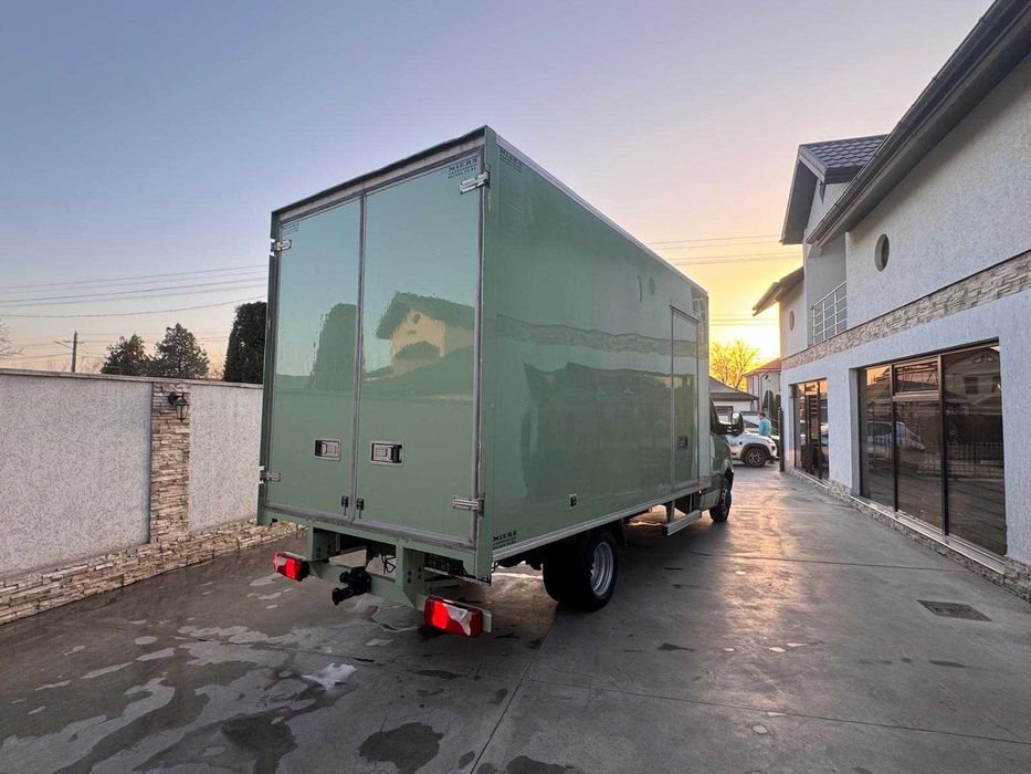 Mercedes Sprinter 518