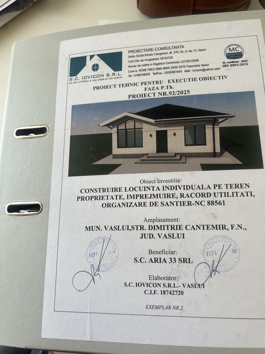 De vanzare teren + proiect + autorizatie de constructie