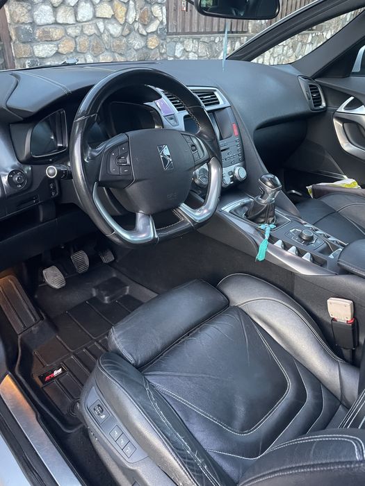 Citroen DS5 2.0 HDI 2012