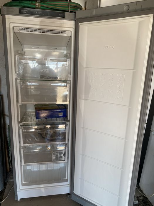 Продаю Морозильник-Холодильник