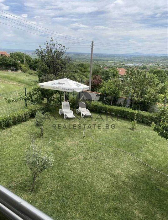 Продава се Къща в с. Брестник, Област Пловдив - 250 кв.м за 731 €/кв.м - Снимка #10