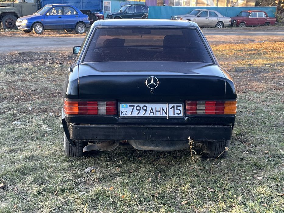 Мерседес 190(w201)