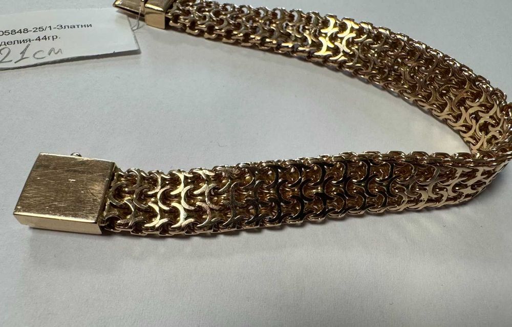 Златна гривна 44гр.21см.