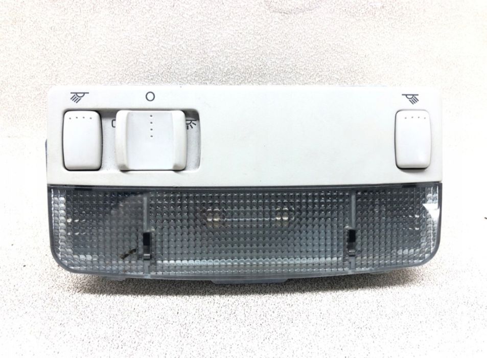 Plafoniera lampa lumini Volkswagen T5 T6 Caravelle 7H0 7E0