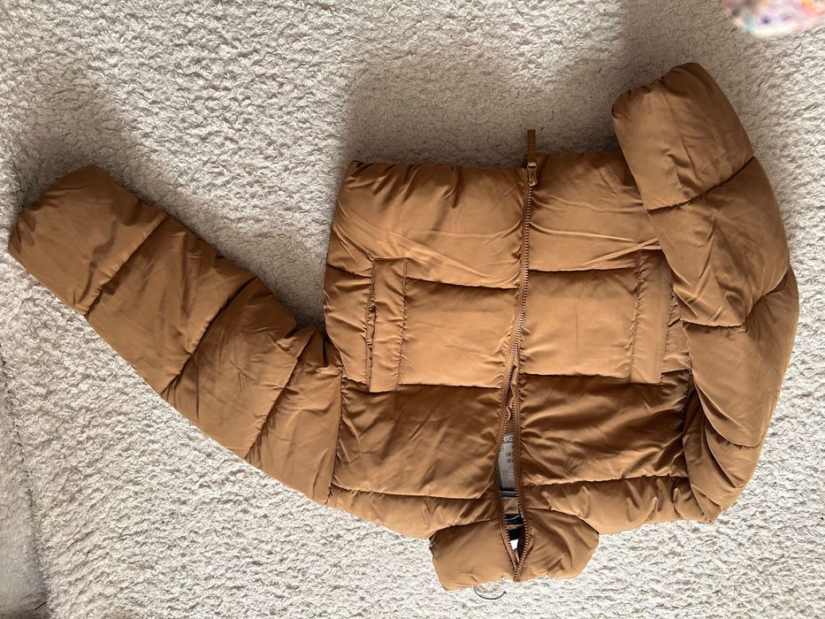 Ново Яке s размер