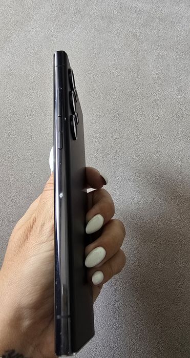 Samsung  Galaxy  S23 ultra