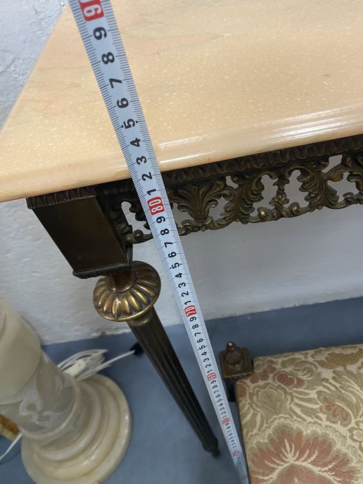 Конзолна маса , табуретка и огледало от масивен месинг