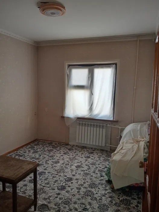 Продаётся на Карасу-2 3ком