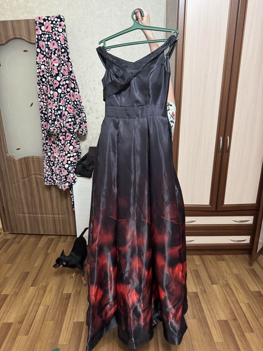 Продаються вещи