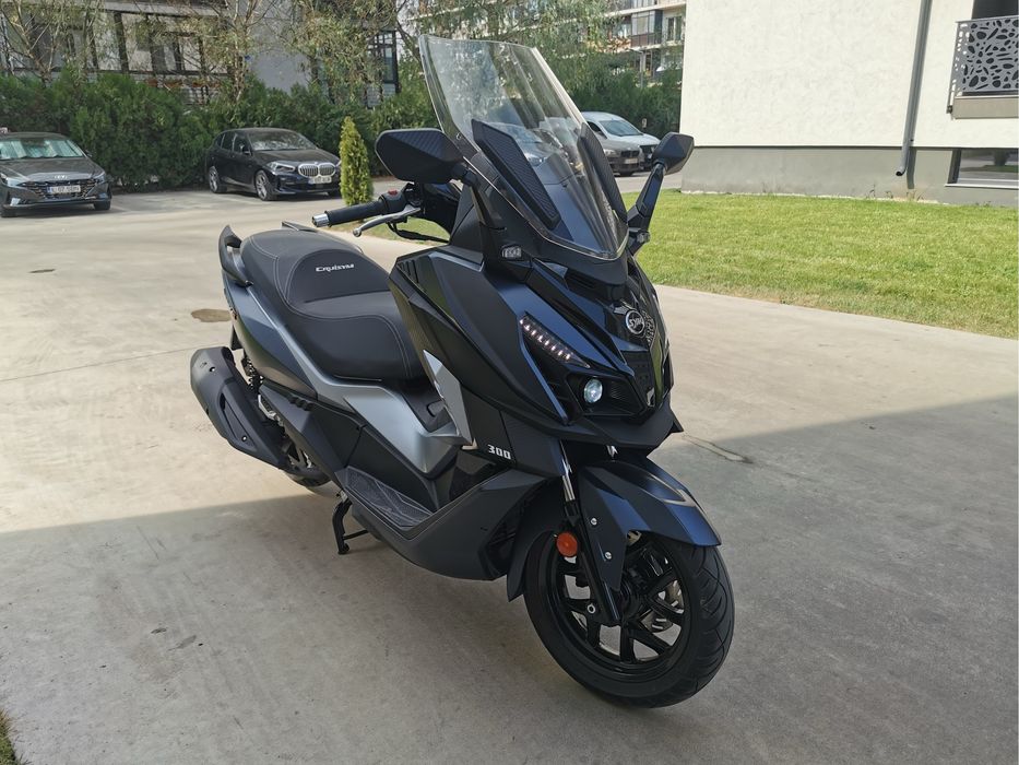De vanzare sym crusym 300
