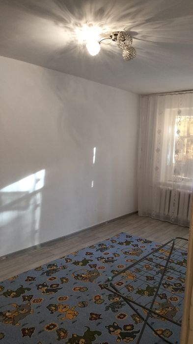 1 Бөлмелі үй сатамын