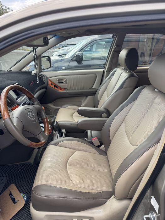 Продам Lexus rx300