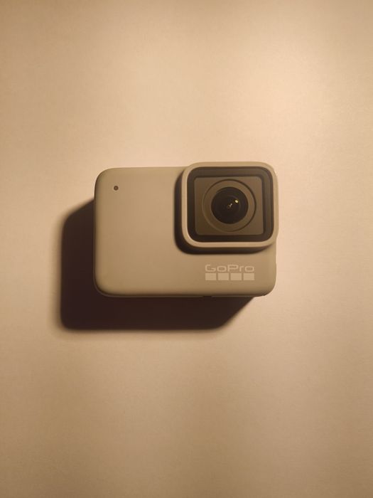 Go pro hero 7 white