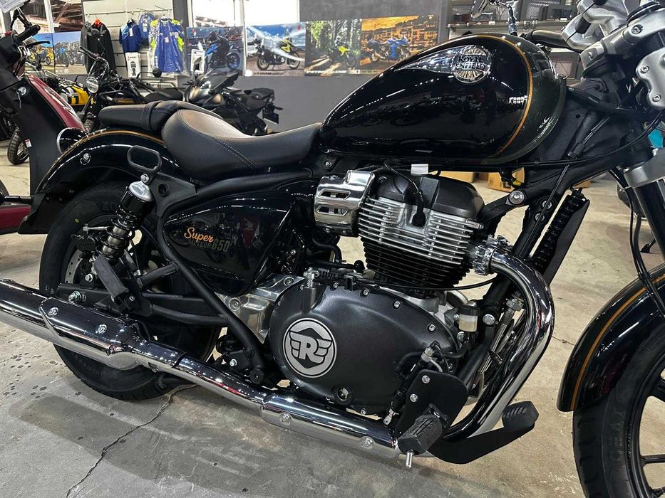 Royal Enfield Super Meteor 650 Interstellar - A2 - PROMO by EST BIKE