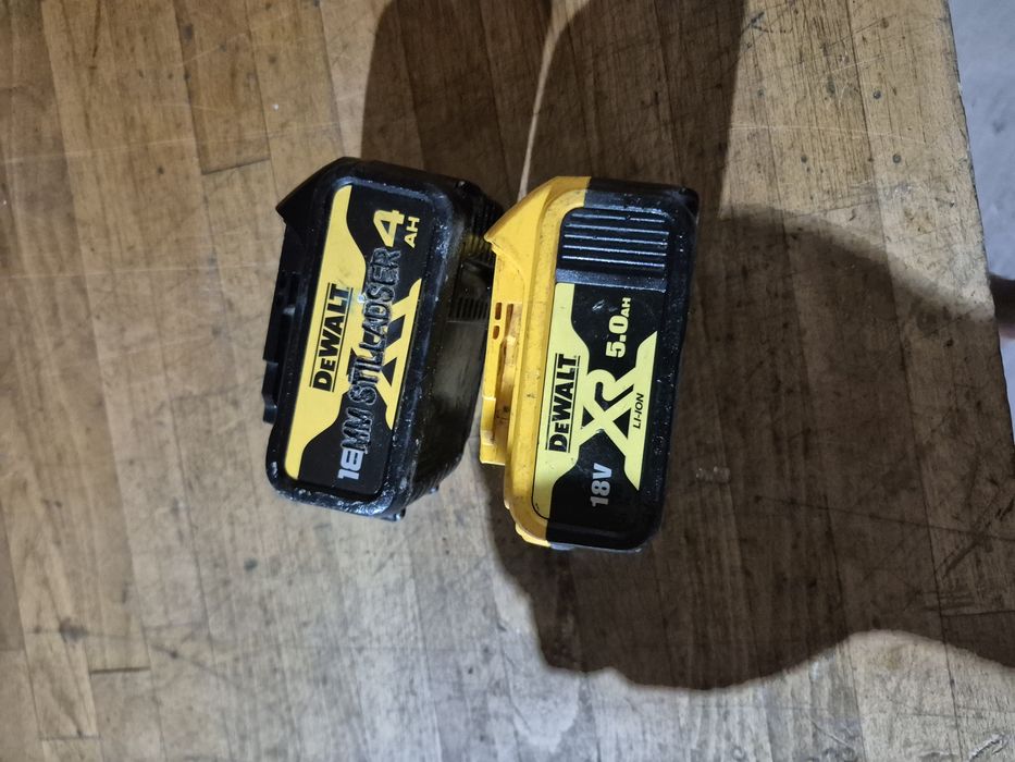 Acumulator baterie  Dewalt 18v 4 si 5 ah
