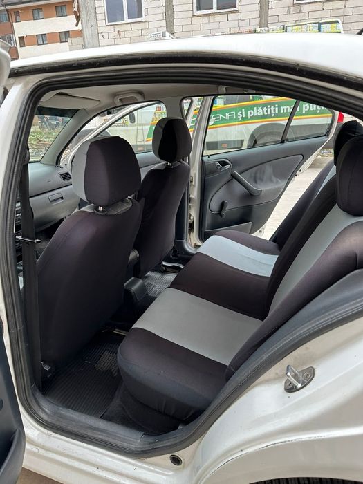 SKODA Octavia 2009 — imagine 3