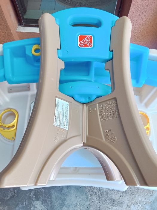 Birou din plastic rezistent Step2 pentru copii